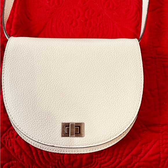 STEVE MADDEN "Like New" Faux Pebbled Leather Saddle Crossbody Bag in Ivory Color - Picture 1 of 12
